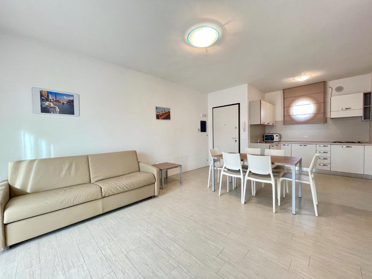 Residence Treporti Carraro Immobiliare - Family Apartments คาวัลลิโน-เตรปอร์ติ ภายนอก รูปภาพ